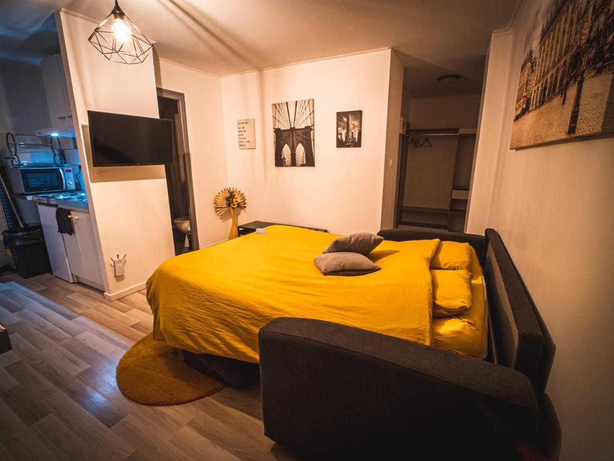 Le P'Tit Jeanne D'Arc Logements Insolites Nancy Bagian luar foto